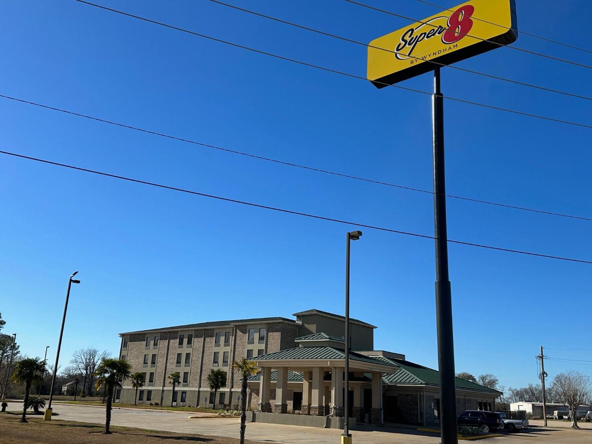 Hotel Econo Inn&suites 3*