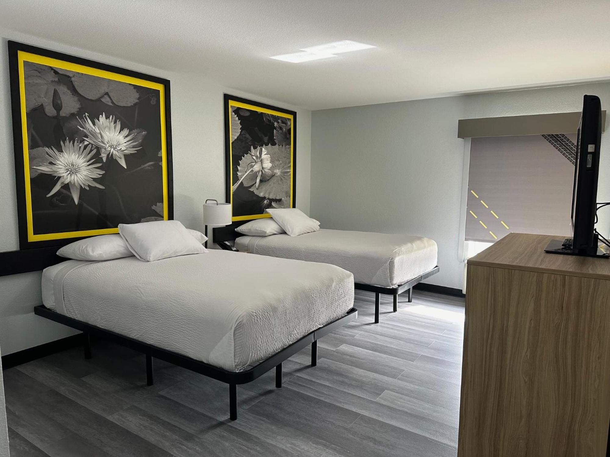 Econo Inn&suites
