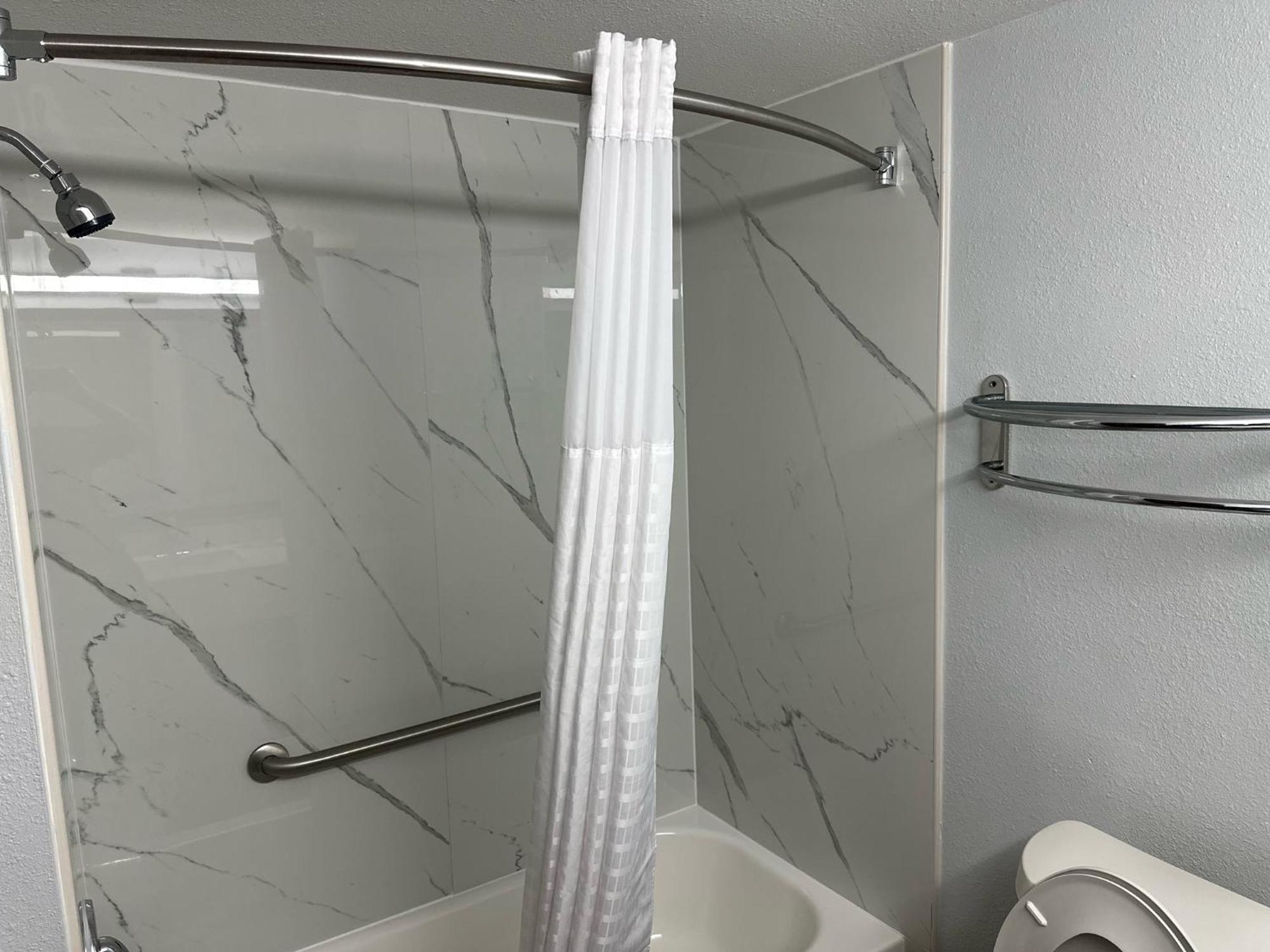 Econo Inn&suites