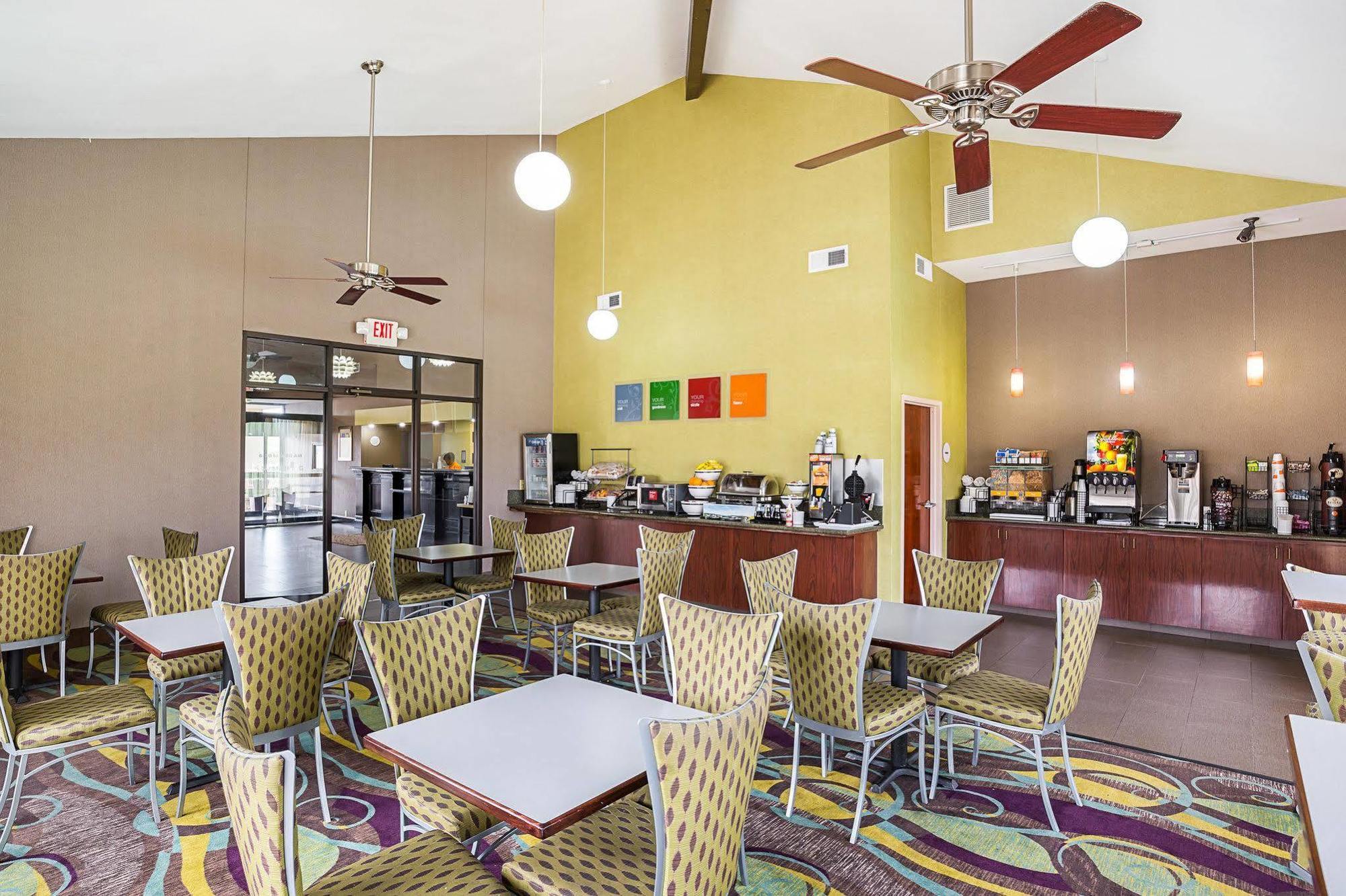 Econo Inn&suites Alexandria