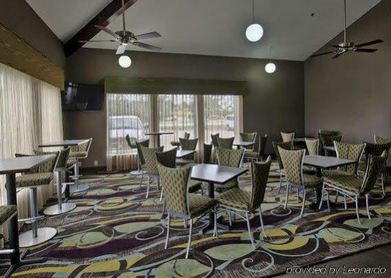 Hotel Super 8 By Wyndham La 3*